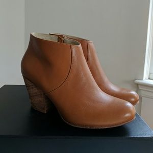 Handmade leather ankle booties